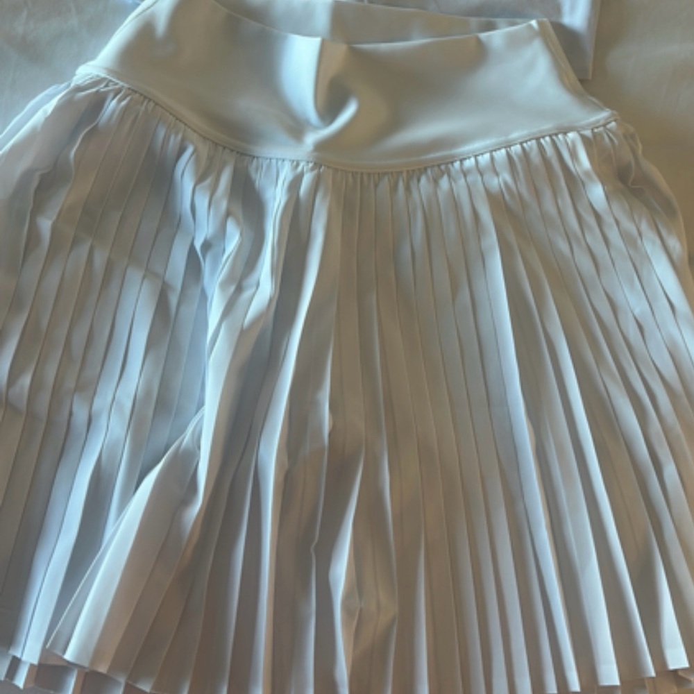 Alo White Pleated Skirt